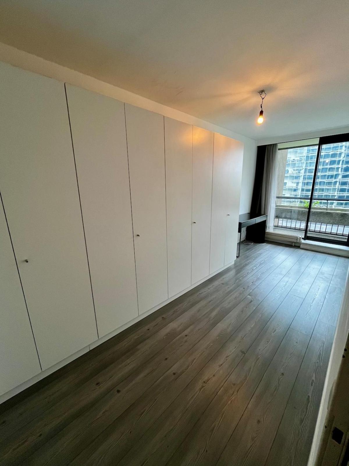 Big Apartment With Parking In Antwerp Exterior photo