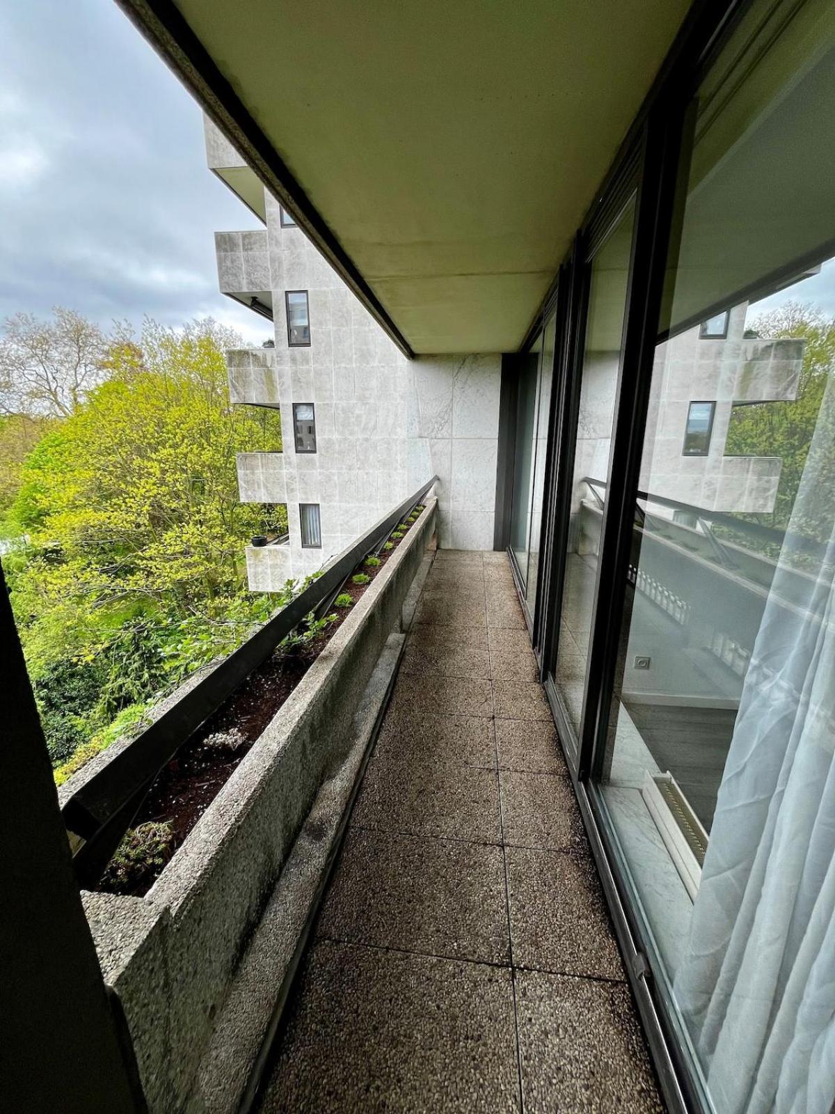 Big Apartment With Parking In Antwerp Exterior photo